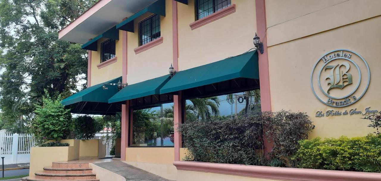 Hotel Brandts Los Robles De San Juan Манагуа Екстер'єр фото