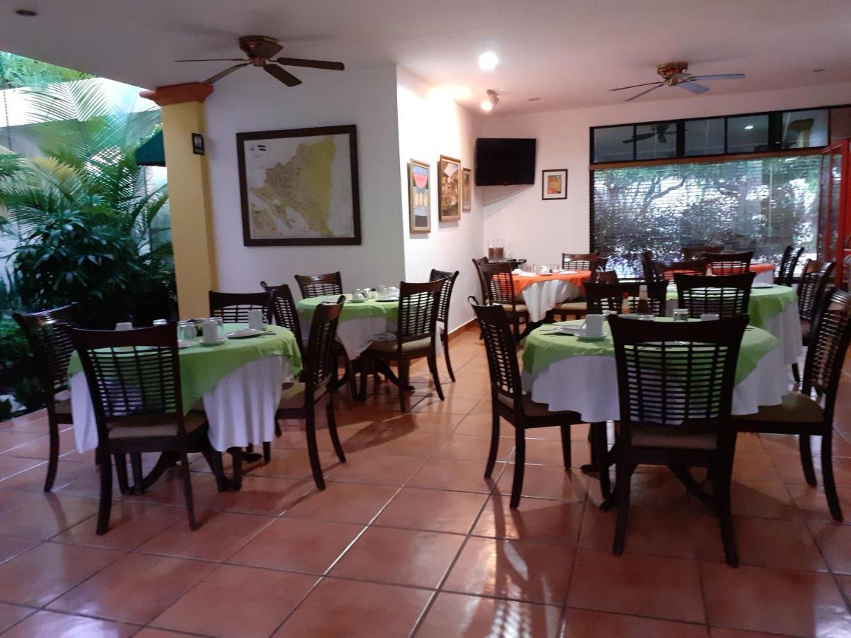 Hotel Brandts Los Robles De San Juan Манагуа Екстер'єр фото