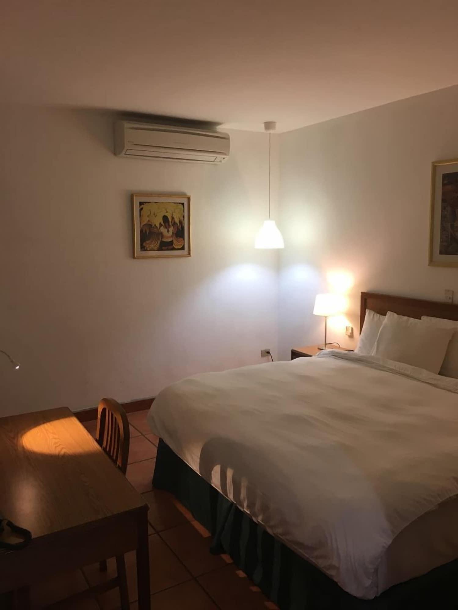 Hotel Brandts Los Robles De San Juan Манагуа Екстер'єр фото