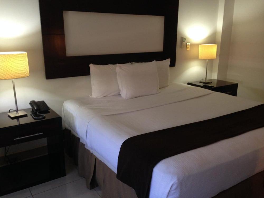 Hotel Brandts Los Robles De San Juan Манагуа Екстер'єр фото