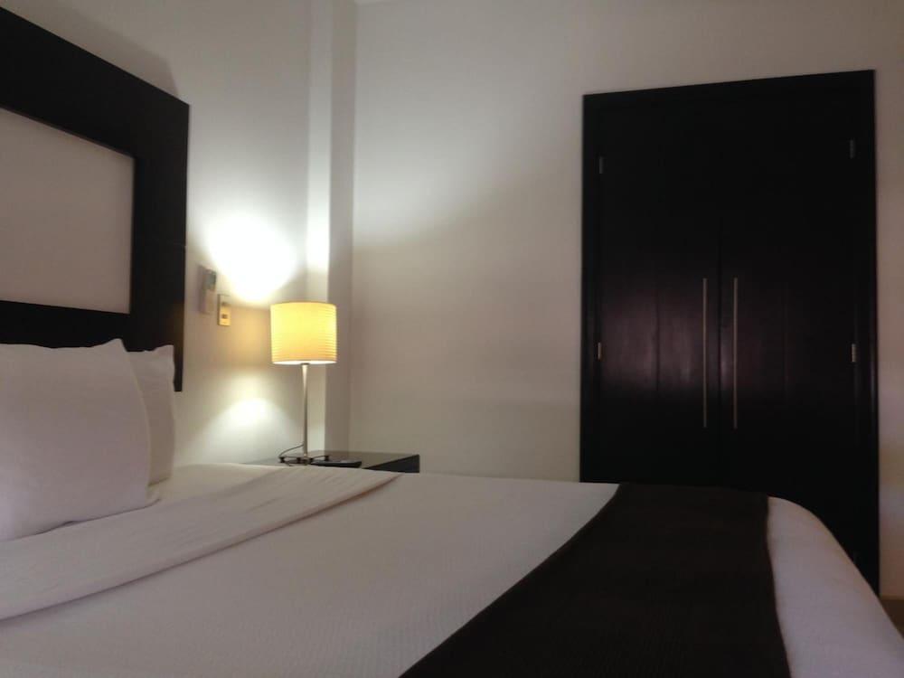 Hotel Brandts Los Robles De San Juan Манагуа Екстер'єр фото