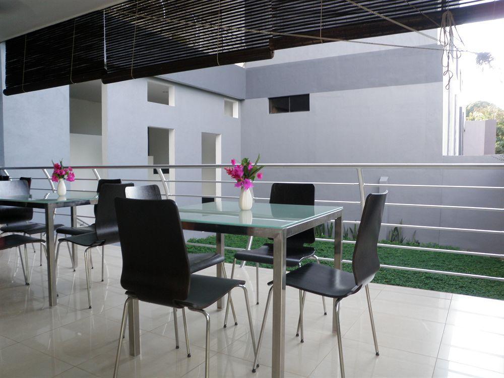 Hotel Brandts Los Robles De San Juan Манагуа Екстер'єр фото